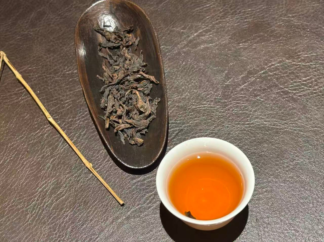 Why are young people flocking to Chinese Rock Tea？